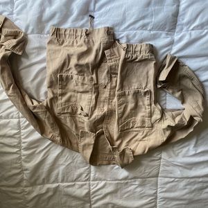 Cropped khakis jacket